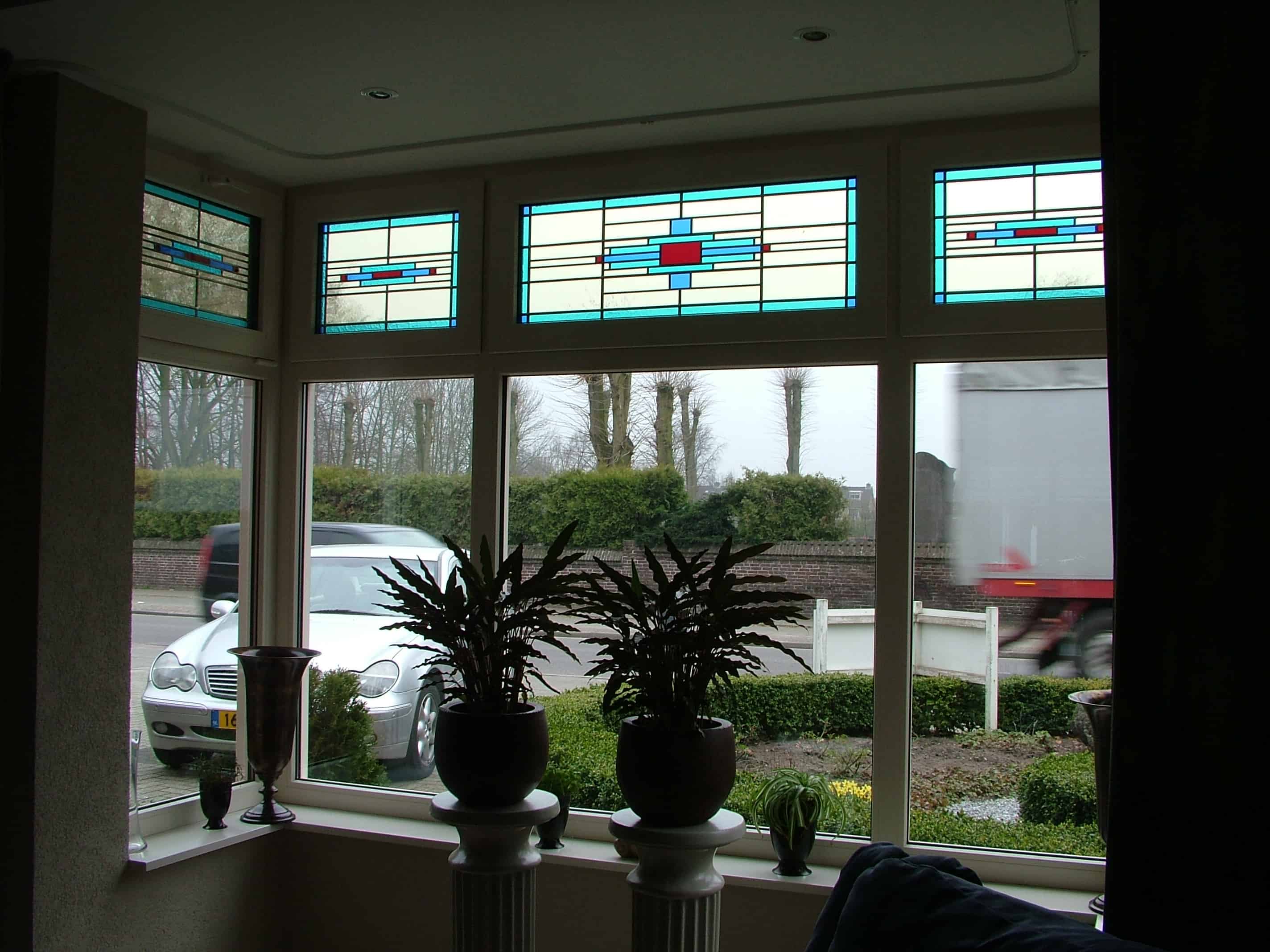 Glas-in-lood detail — loodprofielen en kleurglazuur